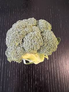 A head of broccoli