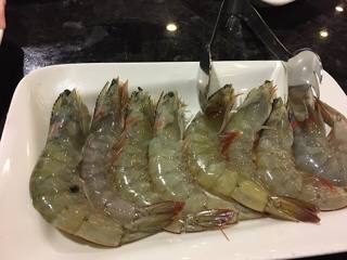 Raw shrimp on a plate